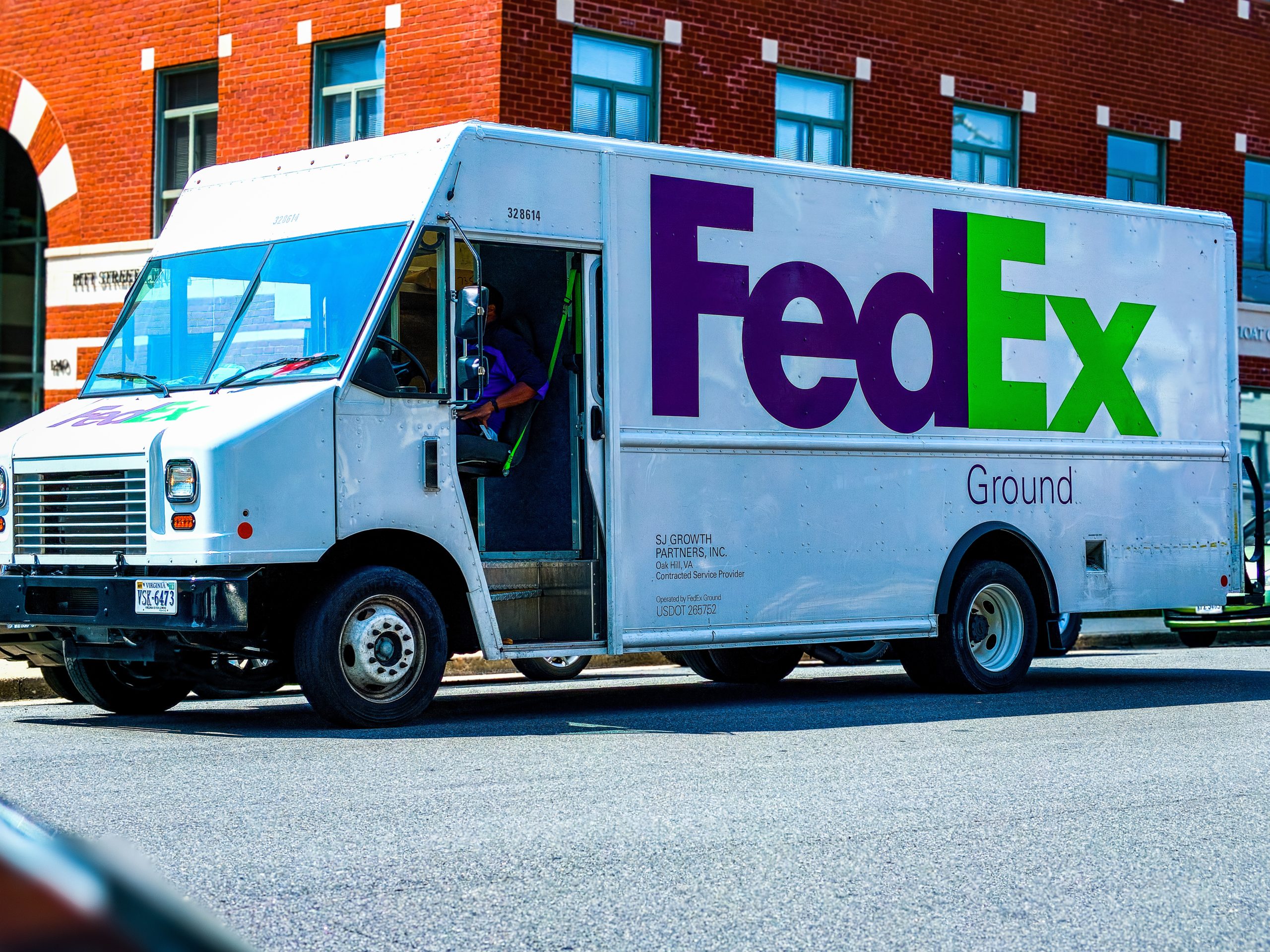 Well-Handled: FedEx Delivers On "Apology PR"